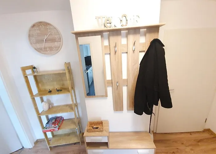 The Peacocks' Castle 5 Min To Center