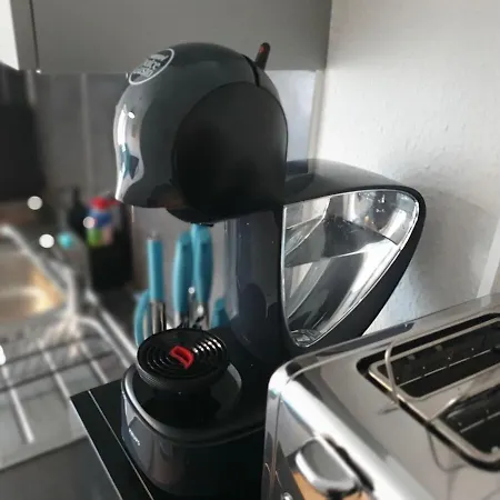 The Peacocks' Castle 5 Min To Center